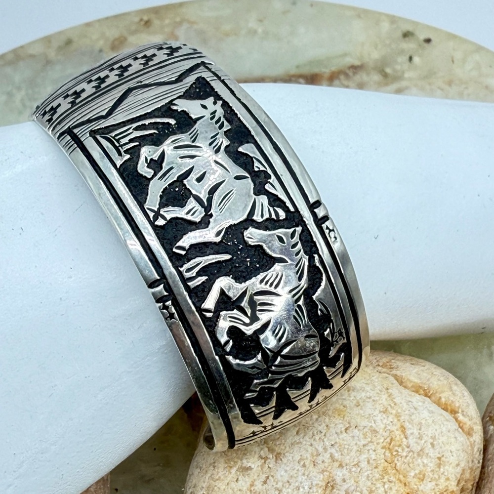 Sterling Silver Horse Motif Cuff Bracelet - Silver - Picture 12 of 16